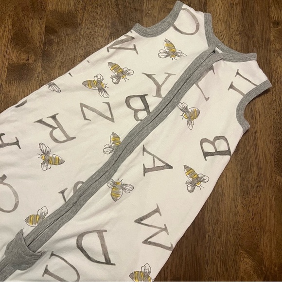 Burt’s Bees Newborn Baby Sleep Sack 0-6 Months S Cotton Lightweight Safe Sleep - Picture 1 of 5